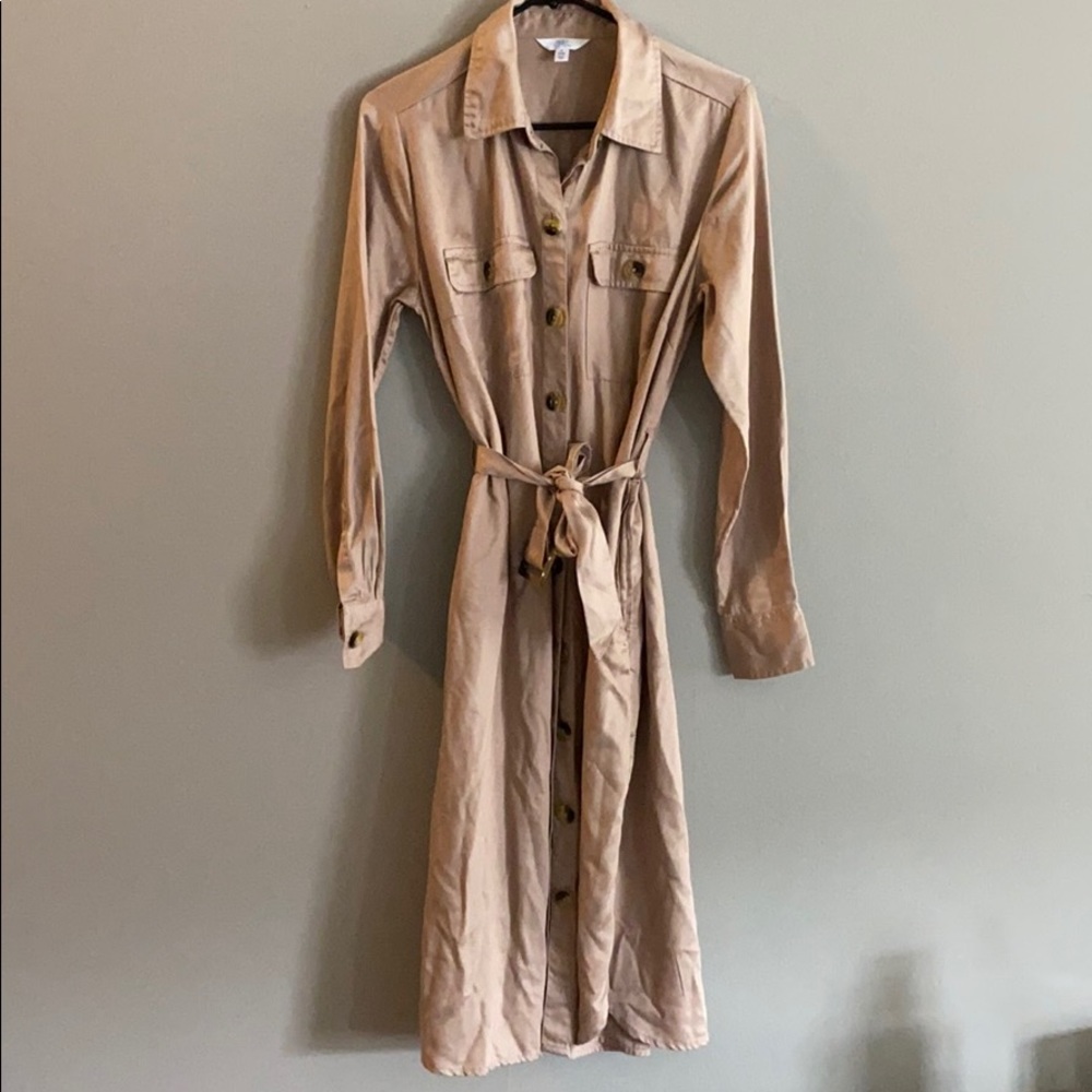 Time and Tru Jacket/Dress Long Sleeve Beige